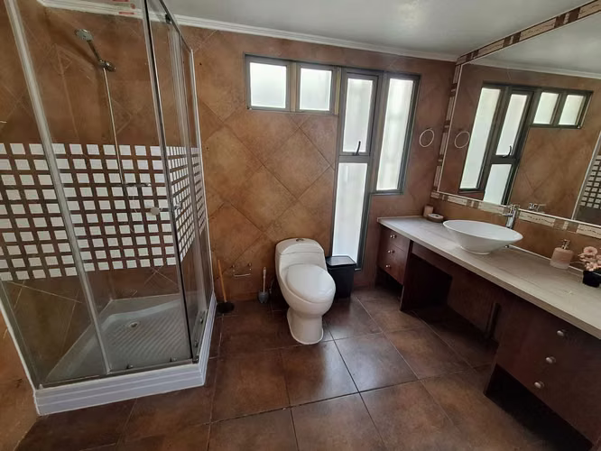 Vendo Casa Regularizada em Villa Ayquina  (140278)