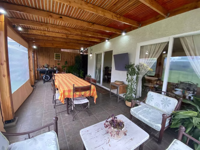 AMPLIA CASA EN SECTOR CONSOLIDADO (140328)