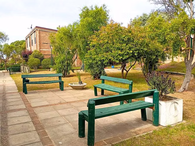 Venta Acogedora Casa,  Las Encinas, Concón (140524)