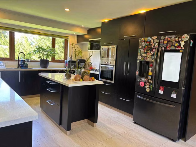 Moderna Vivienda en exclusivo condominio. (140581)