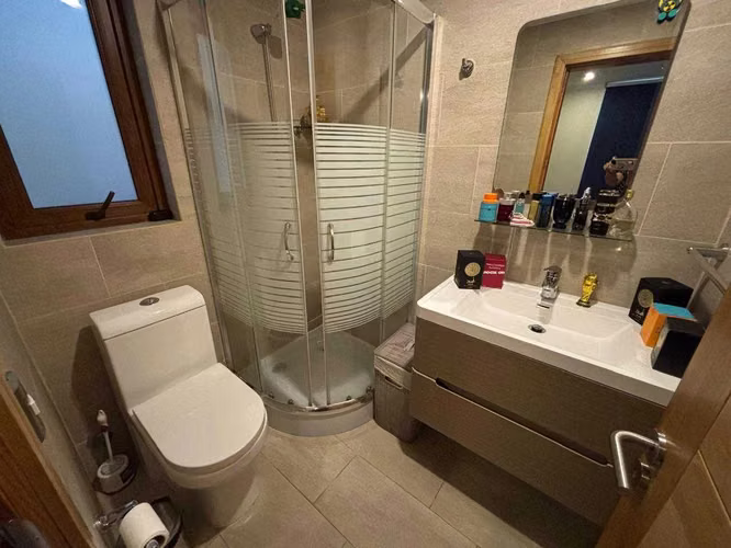Moderna Vivienda en exclusivo condominio. (140581)