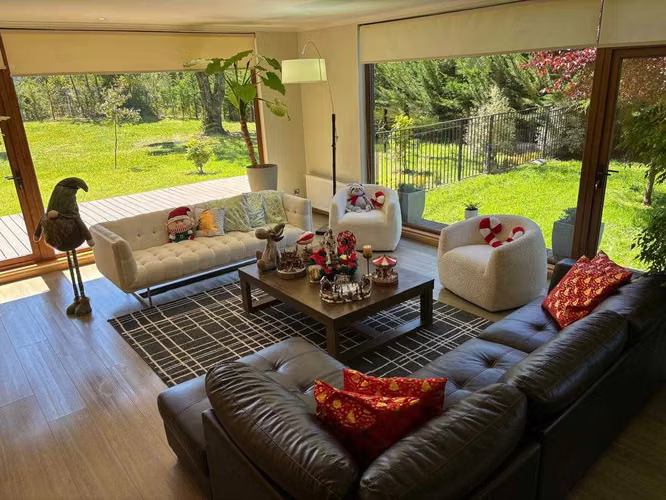 Moderna Vivienda en exclusivo condominio. (140581)