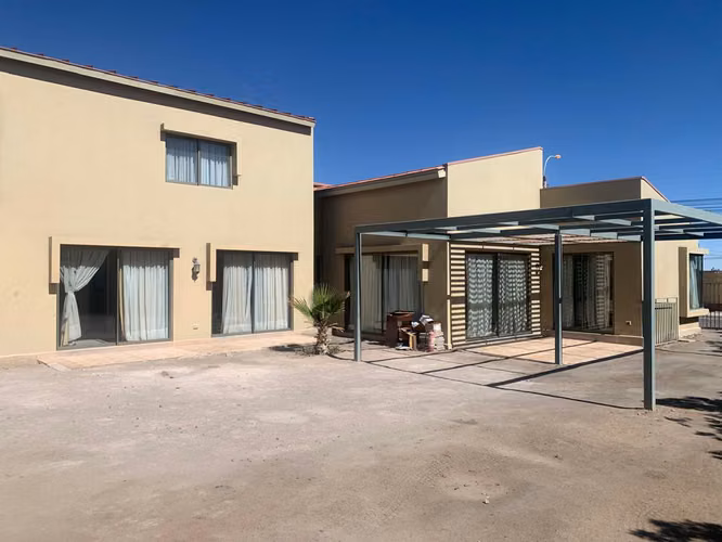 EXCLUSIVA CASA EN VENTA – VILLA ATACAMA, CALAMA