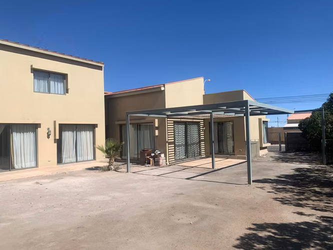 PROPIEDAD CORPORATIVA EN ARRIENDO – VILLA ATACAMA, CALAMA