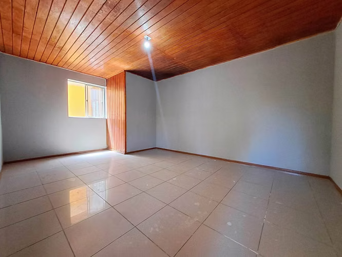 Amplia Propiedad Comercial en Concepción (140614)