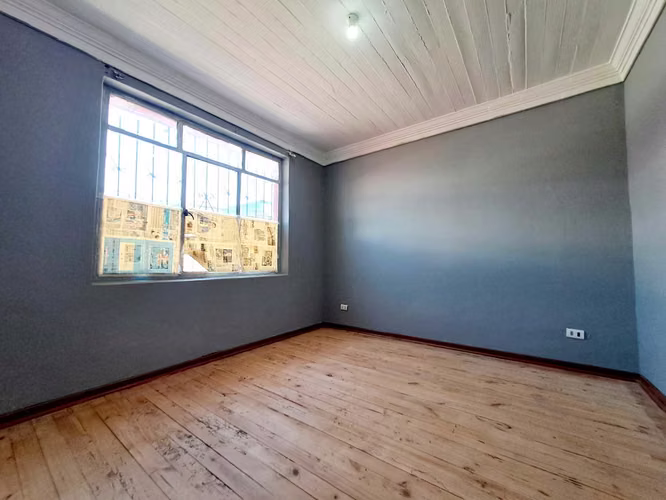 Amplia Propiedad Comercial en Concepción (140614)
