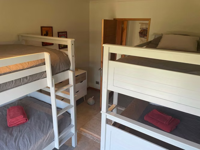 Casa en venta c/ estacionamiento en Sector Candelaria alta
