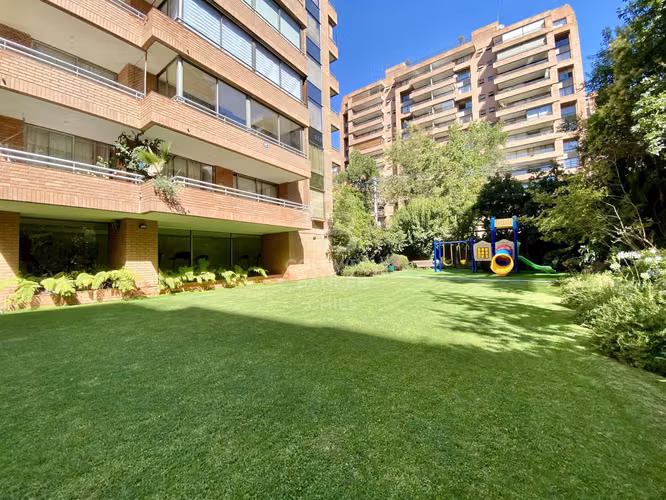 Amplio departamento en  zona residencial del Golf