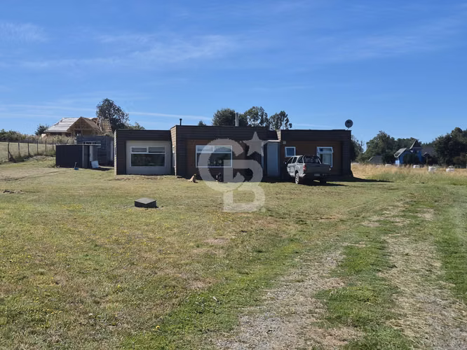 Luminosa casa mediterrénea en parcela | Las Quemas, Osorno
