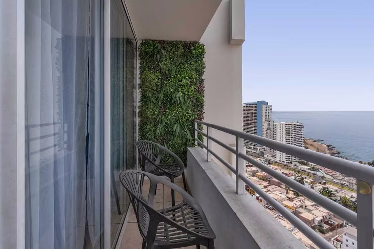 Amplio departamento 3D/2B con vista despej (140957)