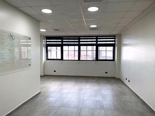 Oficina de 42 M2 en Edificio Telar (141030)