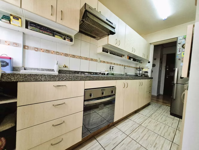 Venta departamento 4D+2B en Viña centro (141028)