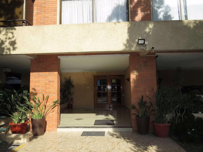 excelente, amplio y tranquilo departamento  (141127)