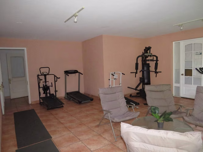 excelente, amplio y tranquilo departamento  (141127)