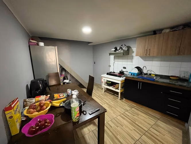 Inmueble Comercial Con Construcciones Habitacionales