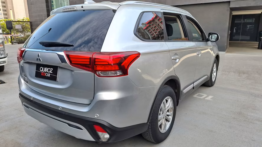 MITSUBISHI OUTLANDER 2.0 CVT AUT 2023