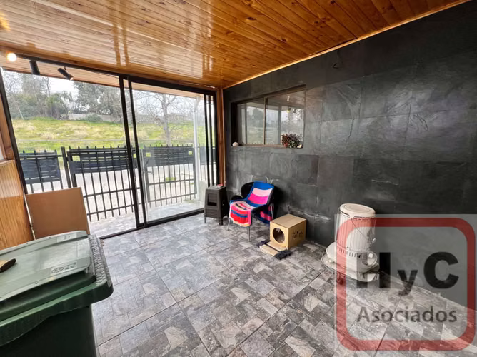 explendida casa de 3 habitaciones, en lomas de Eyzaguirre, camino al cajon del maipo.