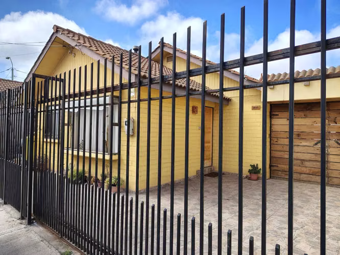 Moderna Vivienda de Diseño Único (141242)