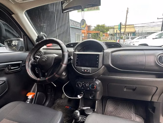 Suzuki S-presso 2024