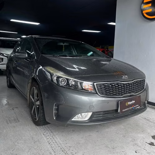 Kia Cerato 5 EX