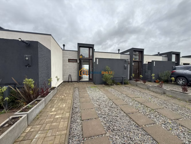 CASA ARRIENDO 4 DORMITORIOS, 4 BAÑOS, NUEVA  ALTOS DEL VALLE  CONCEPCION