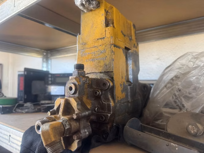 Bomba elevadora motor Caterpillar C7 impecable