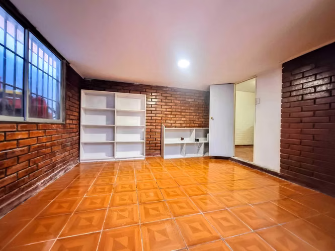 Amplio Departamento 4d / 1b Más De 80m2 (141668)