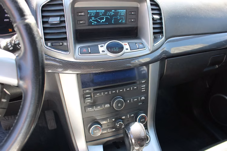 Chevrolet Captiva LT 2.4 FWD año  Kms AT