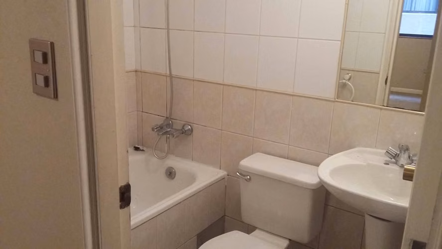 Arriendo excelente depto 3 D 2B 1E 1B calle Barros