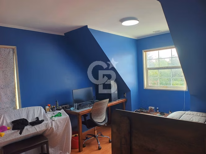Casa con Piscina - 5D+6B, Gran Terreno