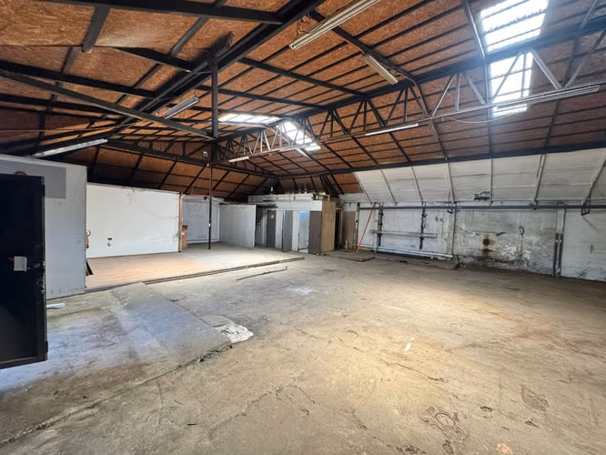 Arriendo amplio Galpón en Talcahuano