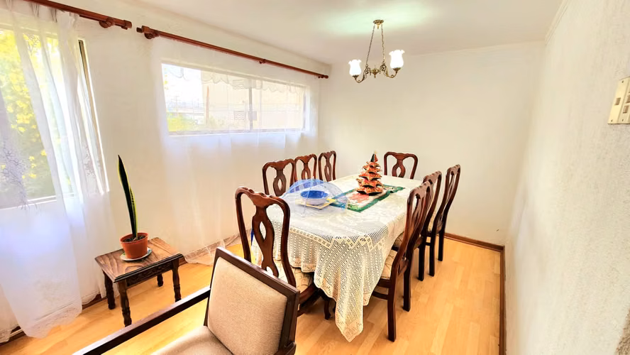 OPORTUNIDAD DEPARTAMENTO SEGUNDO PISO D. PORTALES CON AZOLA