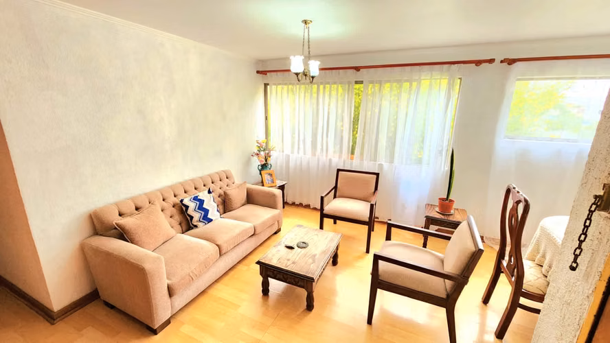 OPORTUNIDAD DEPARTAMENTO SEGUNDO PISO D. PORTALES CON AZOLA