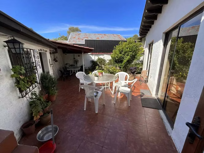 Vivienda sólida y gran arquitectura. (140409)