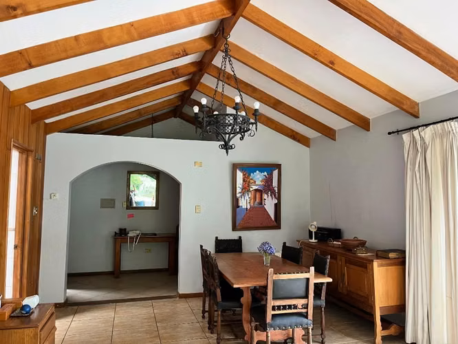 HERMOSA CASA EN CONDOMINIO PARQUE DEL LAGO A 4KM DEL HOSPITAL DE VILLARRICA