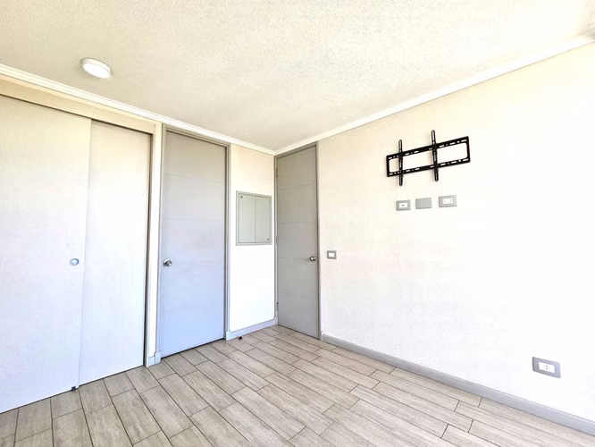 VENTA DPTO. LA CISTERNA,  AV. GOYCOLEA (141962)