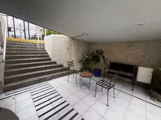 Luminoso Depto. con jacuzzi dorm. principal (141988)