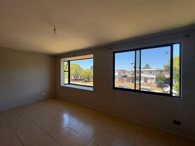 Oficina Amplia En Arriendo En San Pedro De La Paz