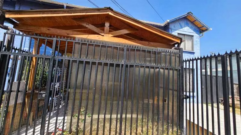 Casa Moderna en Entorno Tranquilo y Seguro (140849)