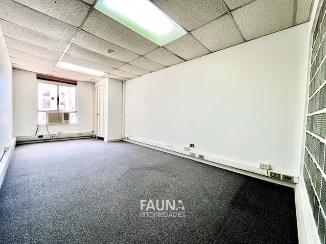 Oficina 406 m² en Piso 6 | 13 Privados, Recepción, Cocina y Climatización