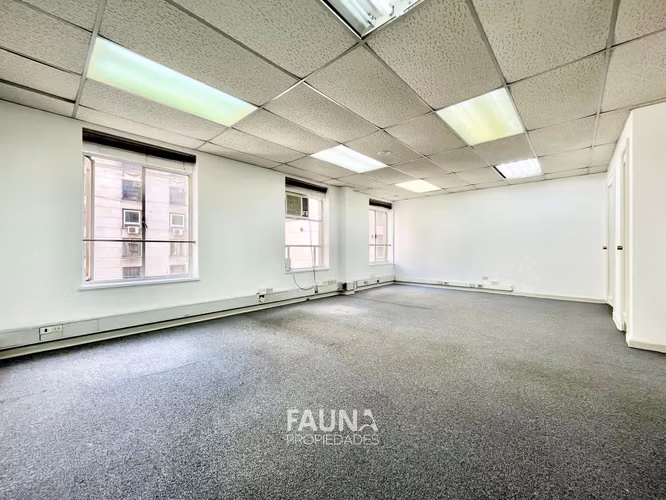 Oficina 406 m² en Piso 6 | 13 Privados, Recepción, Cocina y Climatización