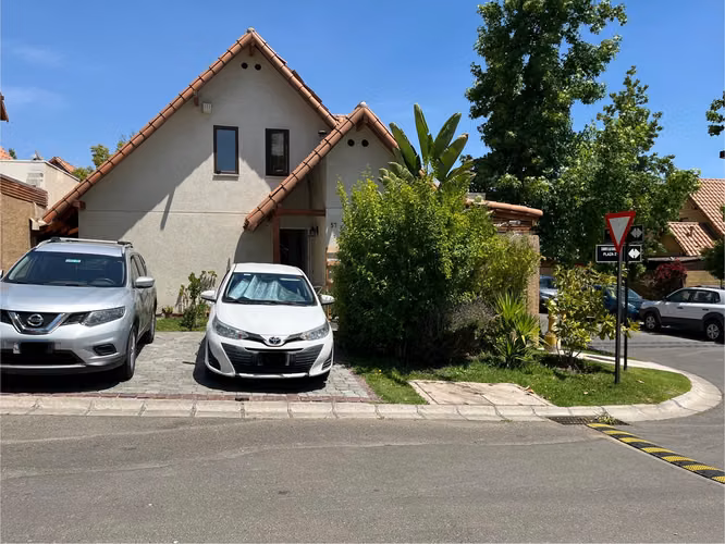 PRECIO REBAJADO, CASA EN CONDOMINIO (142452) - Imagen 1