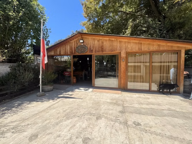 Casa En Venta En Requínoa Con Jardín