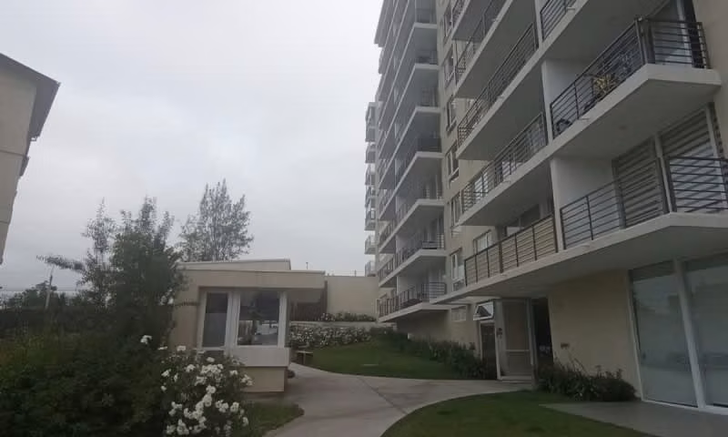 DEPARTAMENTO OCTAVO PISO DOS DORMITORIOS CON ESTACIONAMIENTO
