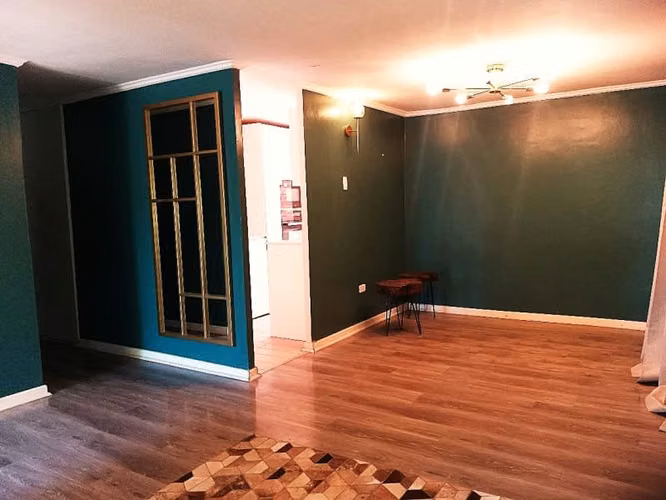 EXCELENTE CASA UN PISO INDEPENDIENTE   SECTOR RESIDENCIAL