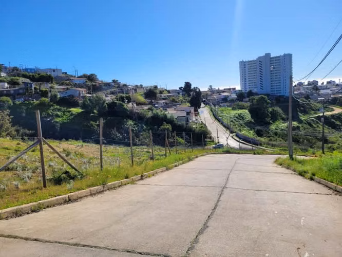 SE VENDE TERRENO HABITACIONAL EN RECREO ALTO VIÑA DEL MAR