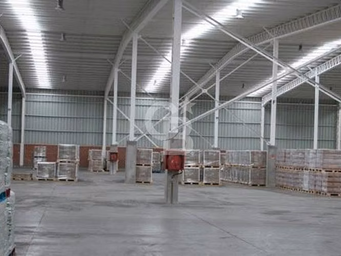Bodega de 7.500 m2 en Centro de Bodegaje