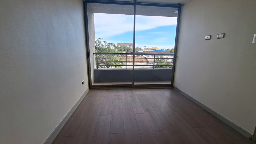 Arrienda departamento en Martinez de Rozas 2869