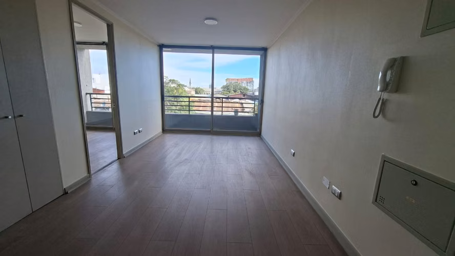 Arrienda departamento en Martinez de Rozas 2869
