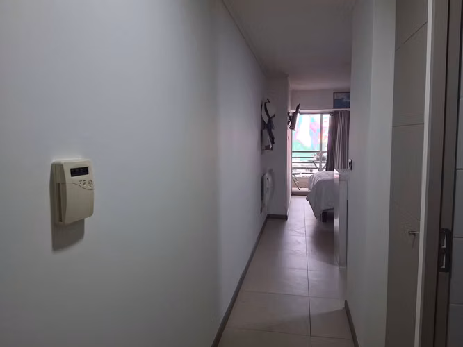 VENDO COMODO DEPARTAMENTO ESTUDIO  CERCA METRO NUÑOA Y MONSEÑOR EZAYGUIRRE